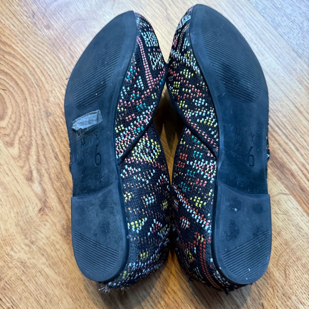 Colorful Patterned Women's Flats - Picture 6 of 7